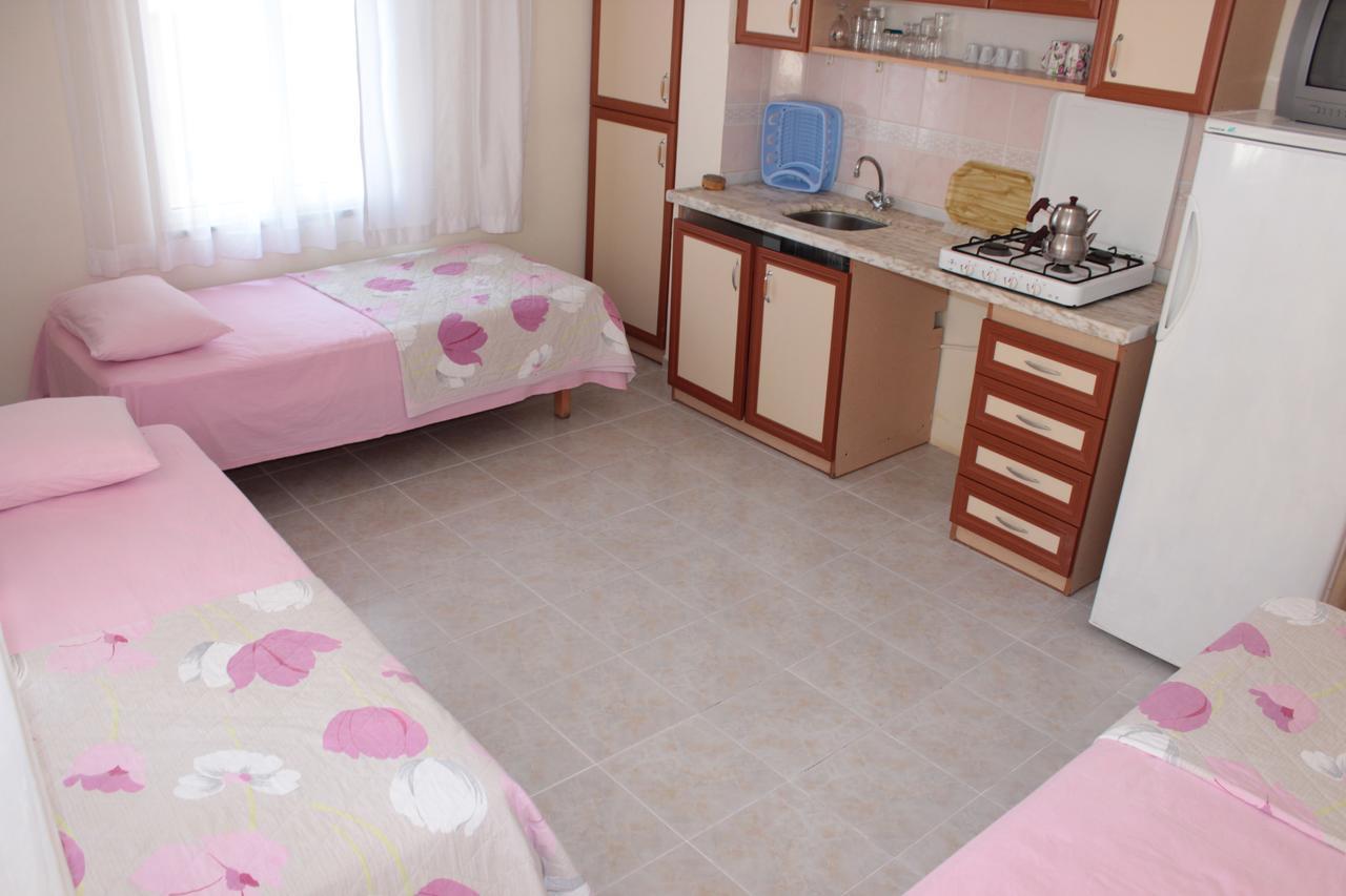 Dilay Apart Aparthotel Avsa Adasi Exterior photo